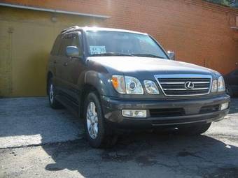 2005 Lexus LX470 Photos