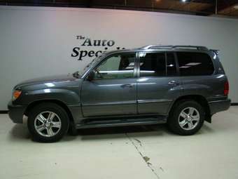 2006 Lexus LX470 Photos