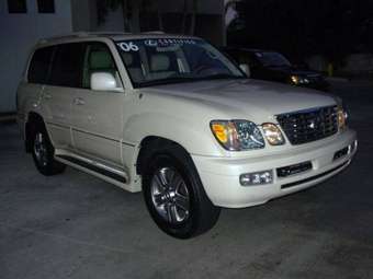 2006 Lexus LX470 Photos