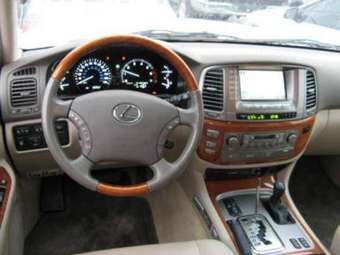 2006 Lexus LX470 Pictures