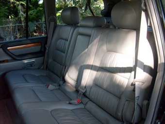 2006 Lexus LX470 Photos