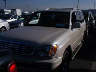 2006 Lexus LX470 Photos