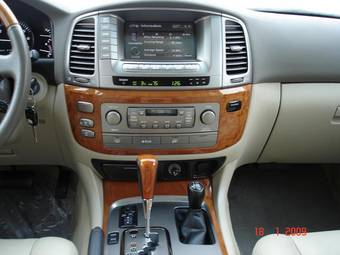 2006 Lexus LX470 Photos