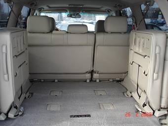 2006 Lexus LX470 Pictures