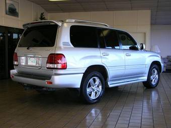 2006 Lexus LX470 Pics