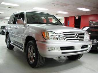 2006 Lexus LX470 Photos