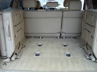 2006 Lexus LX470 Pictures