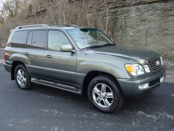 2006 Lexus LX470 Photos