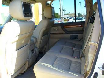 2006 Lexus LX470 Pictures