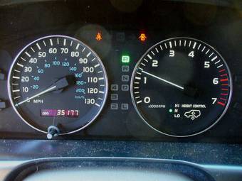 2006 Lexus LX470 Photos