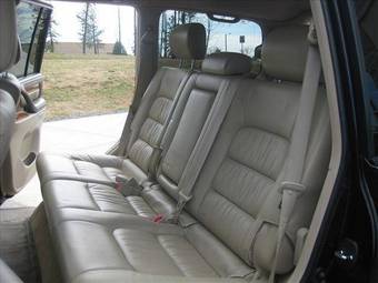 2006 Lexus LX470 Pictures