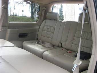 2006 Lexus LX470 Pictures