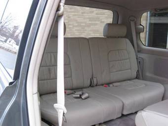 2006 Lexus LX470 Photos