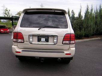 2006 Lexus LX470 Photos