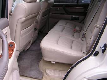 2006 Lexus LX470 Pictures