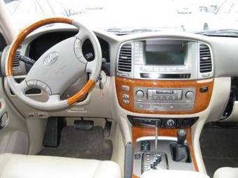 2006 Lexus LX470 Images