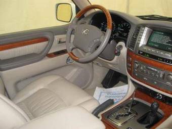 2006 Lexus LX470 Pictures