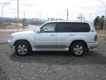 2006 Lexus LX470 Pictures