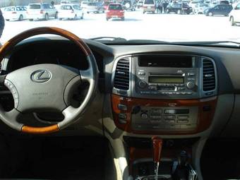 2006 Lexus LX470 Photos