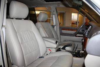 2006 Lexus LX470 Pictures