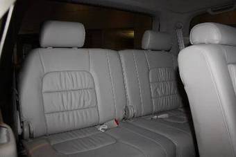 2006 Lexus LX470 Photos