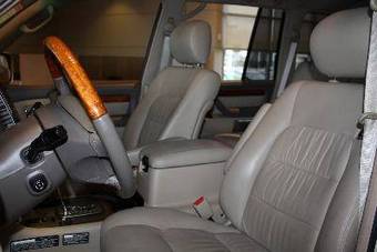 2006 Lexus LX470 Pics