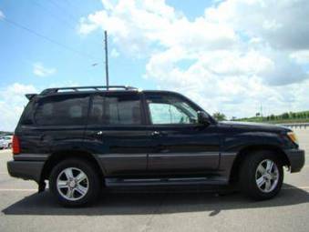 2006 Lexus LX470 Photos