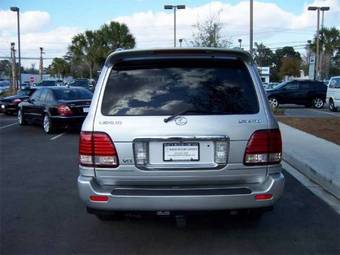 2006 Lexus LX470 Pictures