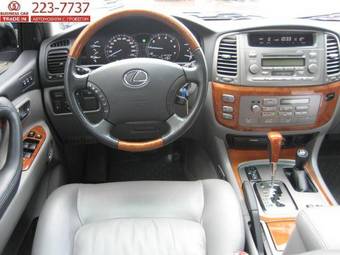 2006 Lexus LX470 Pictures