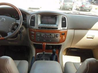 2006 Lexus LX470 Pictures