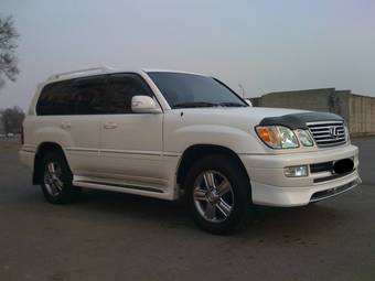 2006 Lexus LX470 Pictures