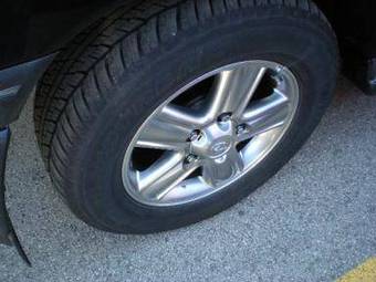 2006 Lexus LX470 Photos