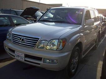 2006 Lexus LX470 Photos
