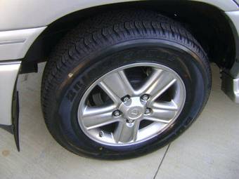 2006 Lexus LX470 Pictures