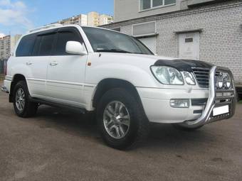 2006 Lexus LX470 Pictures