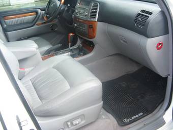 2006 Lexus LX470 Pics