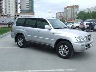 2006 Lexus LX470 Pictures