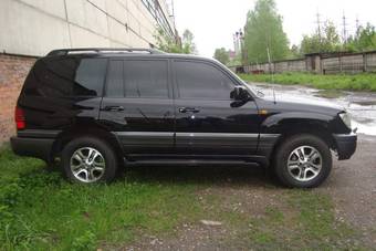 2006 Lexus LX470 Pictures