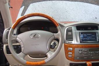 2006 Lexus LX470 Pics