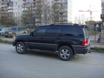 2006 Lexus LX470 Photos