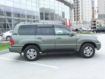 2006 Lexus LX470 Photos