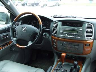 2006 Lexus LX470 Pictures