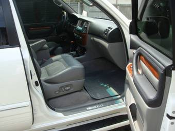 2006 Lexus LX470 Photos