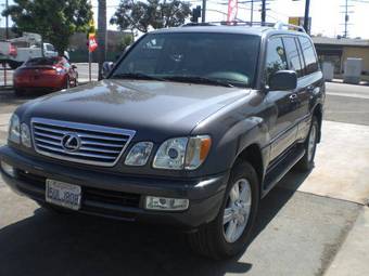 2006 Lexus LX470 Photos