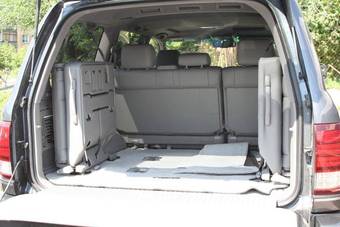 2006 Lexus LX470 Pictures