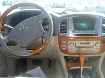 2006 Lexus LX470 Pictures