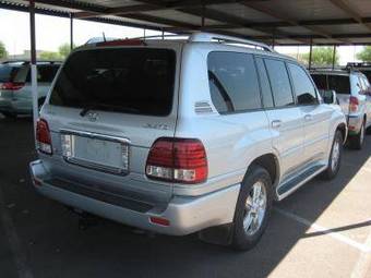 2006 Lexus LX470 Photos