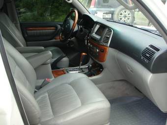 2006 Lexus LX470 Pictures