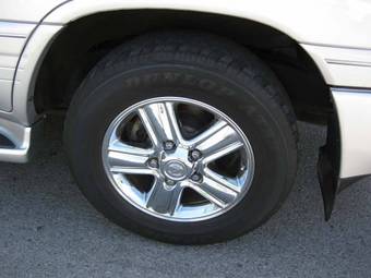 2006 Lexus LX470 Images