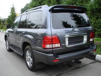 2006 Lexus LX470 Photos